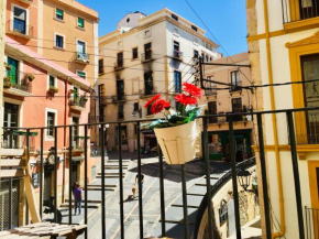 Гостиница Apartamento en Plaza Sedassos Centro Historico  Таррагона